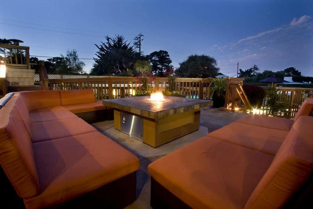 Mariposa Inn And Suites Monterey Exterior photo